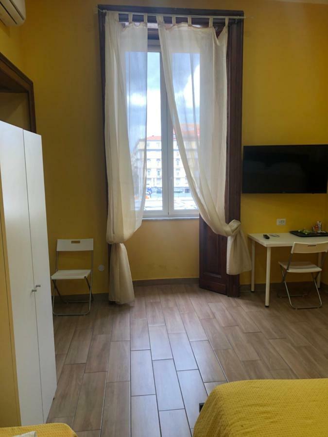 La Casa Di Fafa Bed & Breakfast Napoli Ngoại thất bức ảnh
